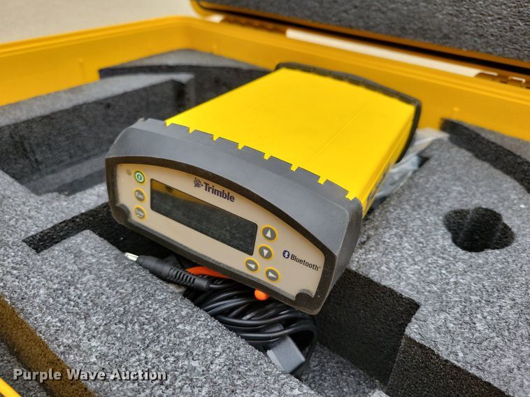 image for item MQ9706 Trimble AG GPS 542 base station receiver