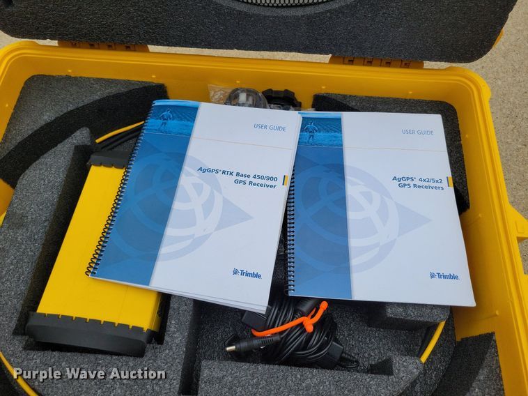 image for item MQ9706 Trimble AG GPS 542 base station receiver