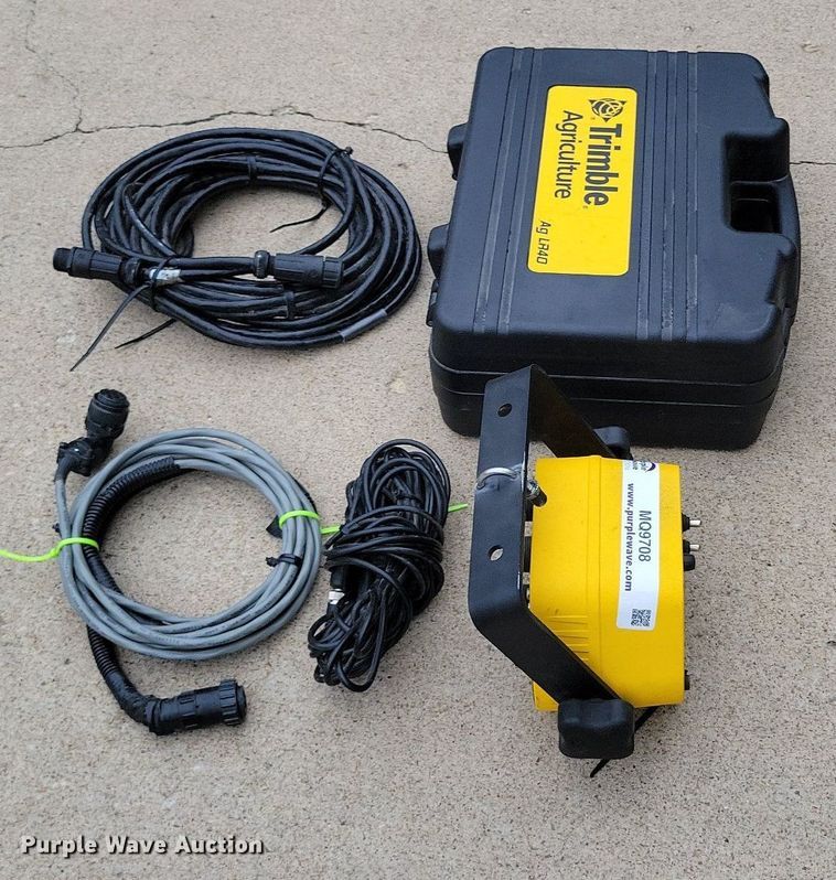 image for item MQ9708 Trimble ag grade control system