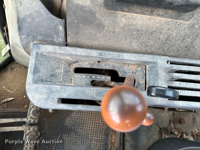 image for item ND9093 1981 John Deere 4840 tractor