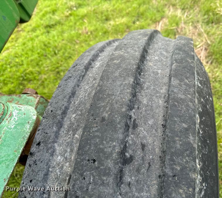 image for item ND9093 1981 John Deere 4840 tractor