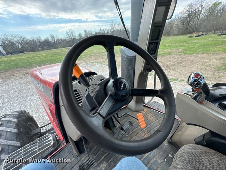 image for item ND9095 2014 Case IH Magnum 180 MFWD tractor