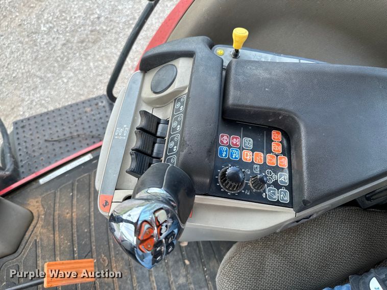 image for item ND9095 2014 Case IH Magnum 180 MFWD tractor