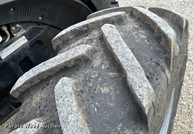 image for item ND9095 2014 Case IH Magnum 180 MFWD tractor