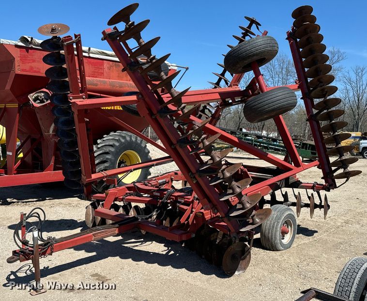 image for item ND9143 Case IH 3950 tandem disk