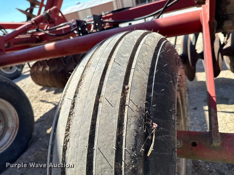 image for item ND9143 Case IH 3950 tandem disk