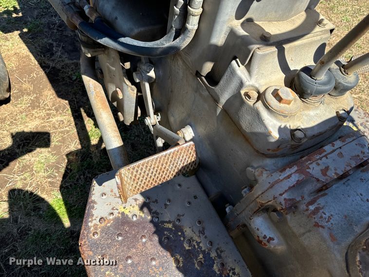 image for item ND9168 1980 Massey Ferguson 245 tractor