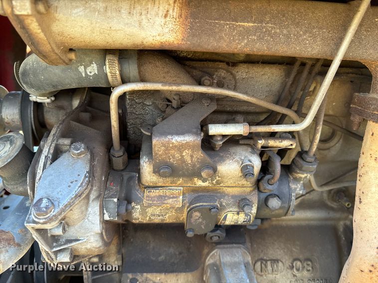 image for item ND9168 1980 Massey Ferguson 245 tractor