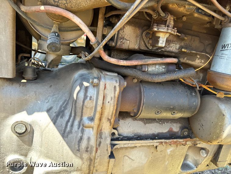 image for item ND9168 1980 Massey Ferguson 245 tractor