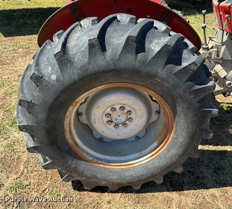 image for item ND9168 1980 Massey Ferguson 245 tractor