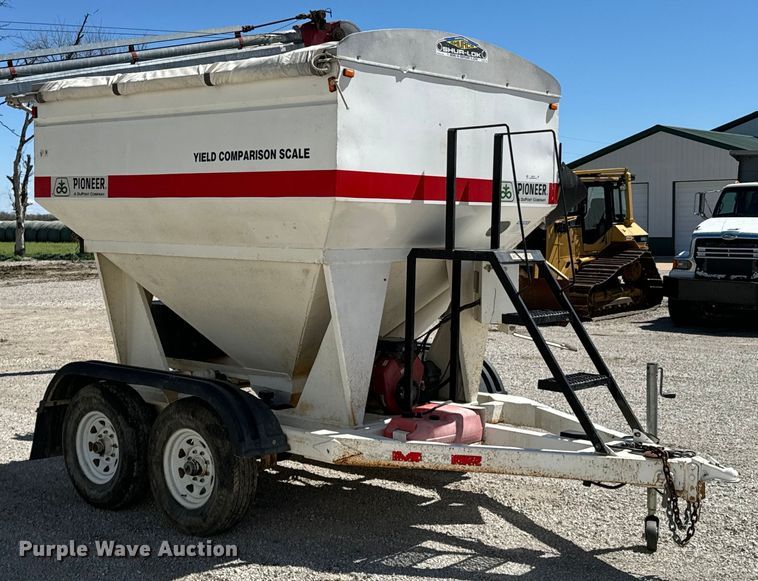 image for item ND9173 2005 Grain-Weigh  GW-200 grain cart