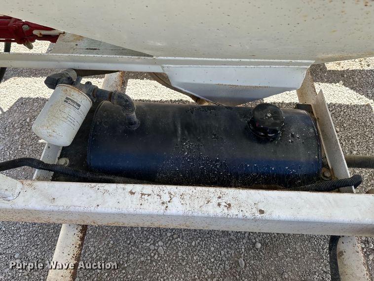 image for item ND9173 2005 Grain-Weigh  GW-200 grain cart