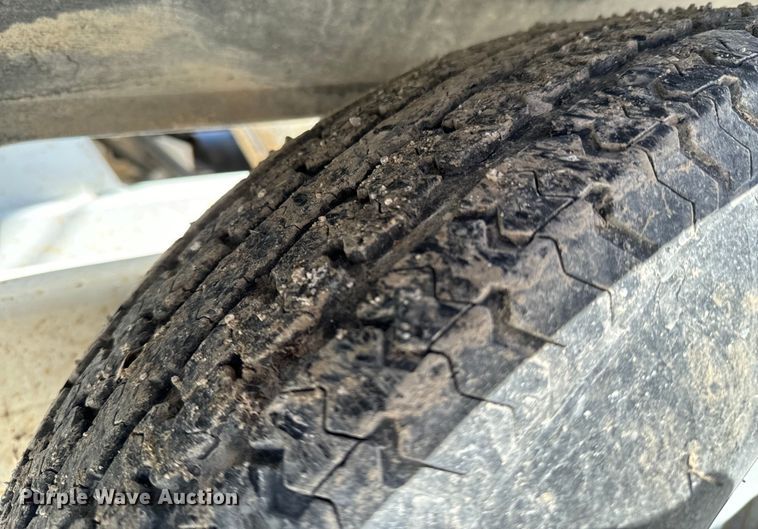 image for item ND9173 2005 Grain-Weigh  GW-200 grain cart