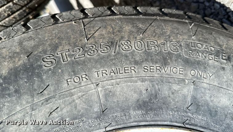 image for item ND9173 2005 Grain-Weigh  GW-200 grain cart