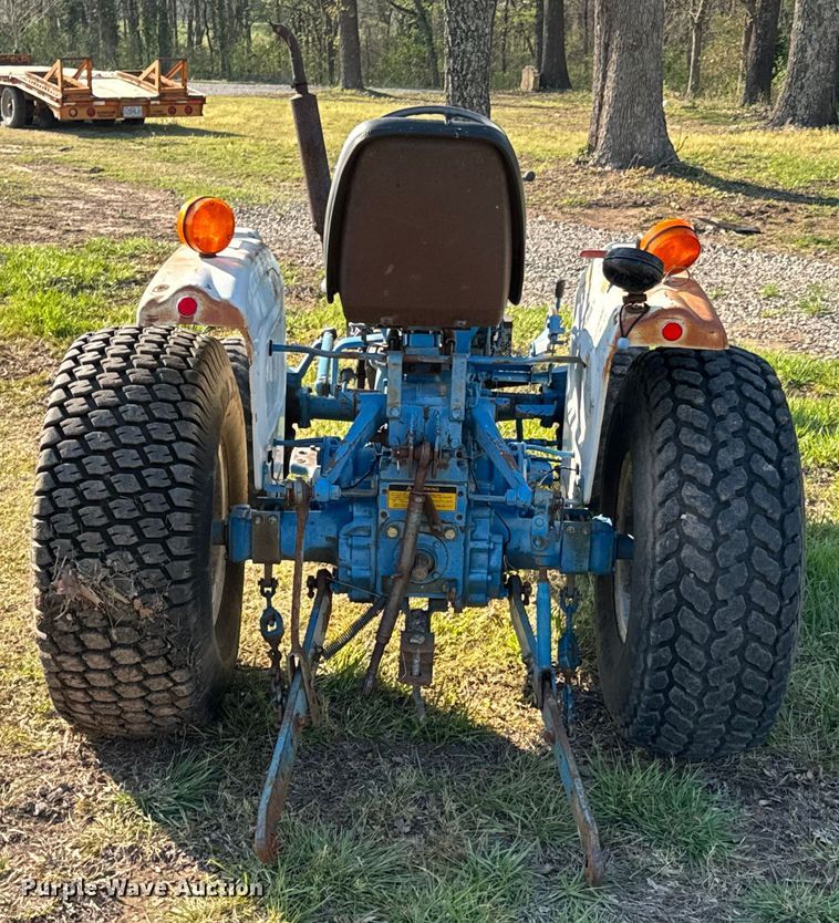 image for item ND9182 1983 Ford 1710 MFWD tractor