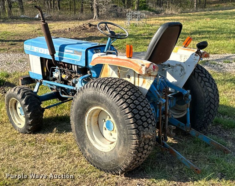 image for item ND9182 1983 Ford 1710 MFWD tractor