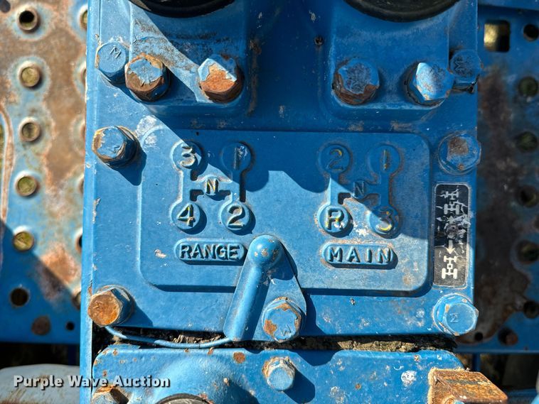 image for item ND9182 1983 Ford 1710 MFWD tractor