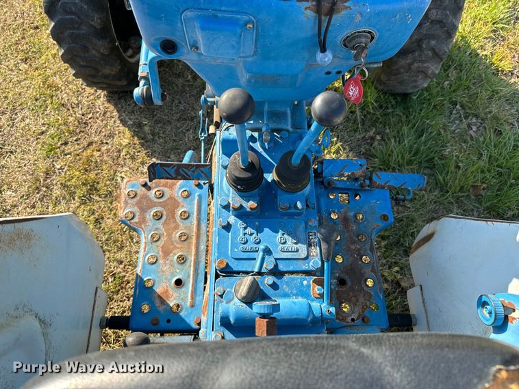 image for item ND9182 1983 Ford 1710 MFWD tractor