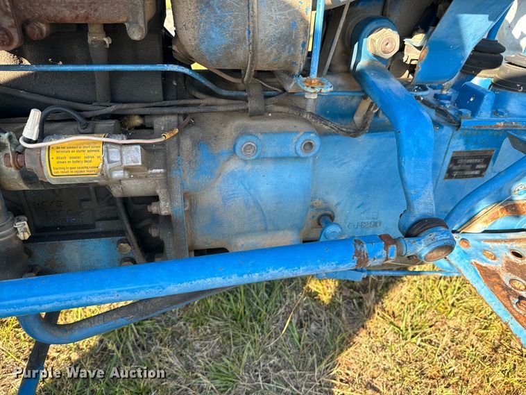 image for item ND9182 1983 Ford 1710 MFWD tractor