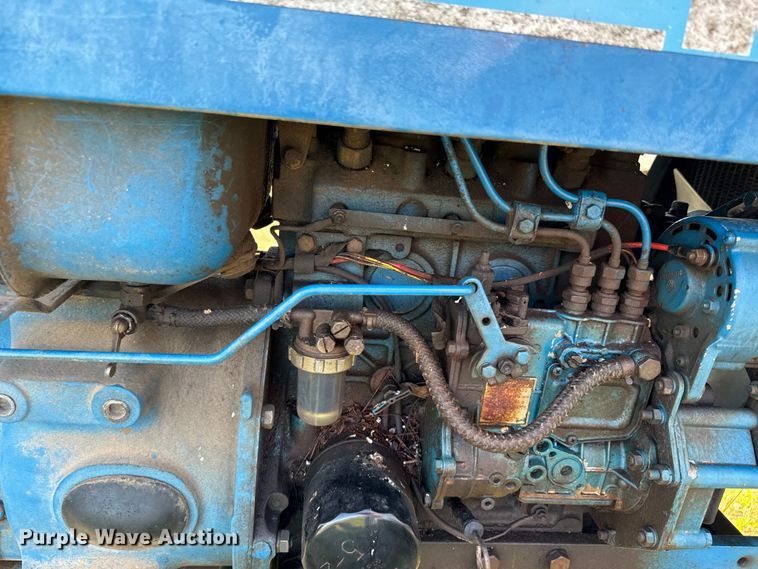 image for item ND9182 1983 Ford 1710 MFWD tractor