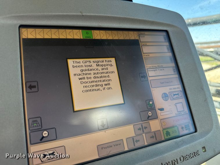 image for item NH9091 2011 John Deere 4830 sprayer