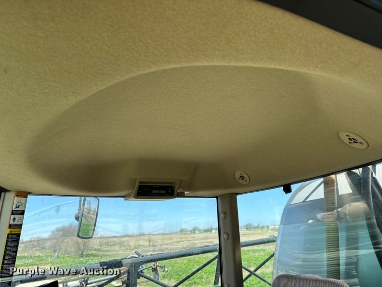 image for item NH9091 2011 John Deere 4830 sprayer