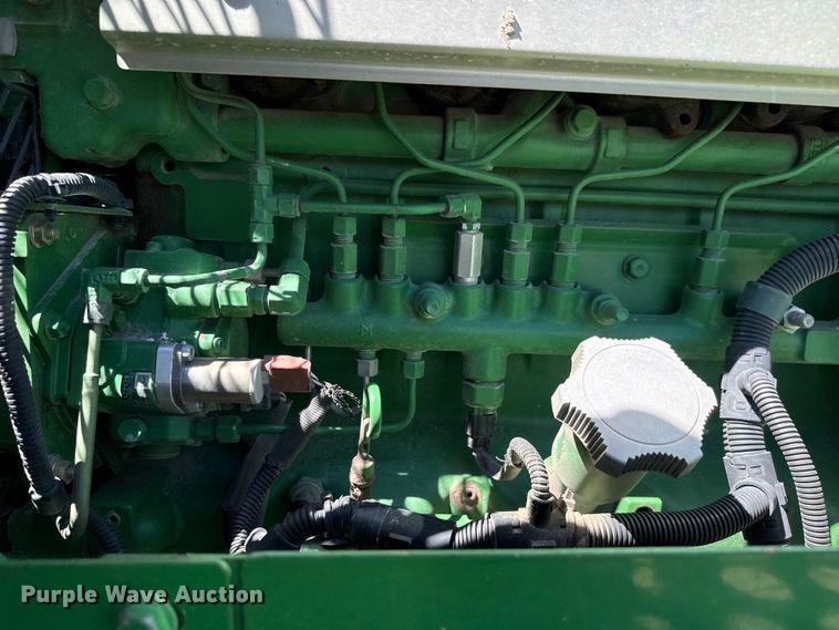 image for item NH9091 2011 John Deere 4830 sprayer