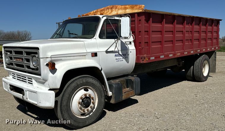 image for item NH9098 1987 GMC grain truck