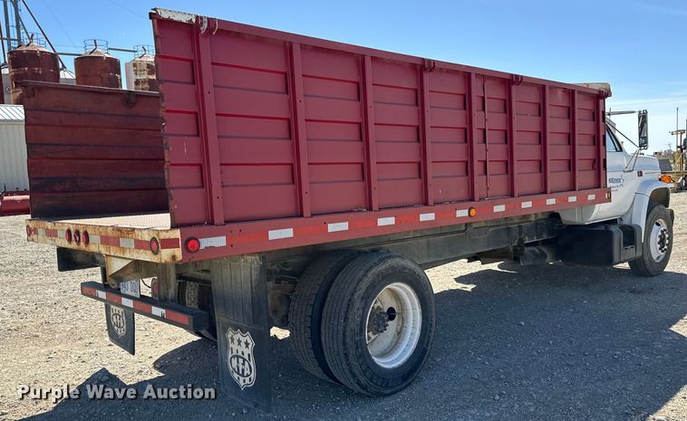 image for item NH9098 1987 GMC grain truck
