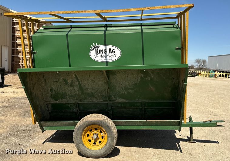 image for item NH9103 King Ag Products  creep feeder