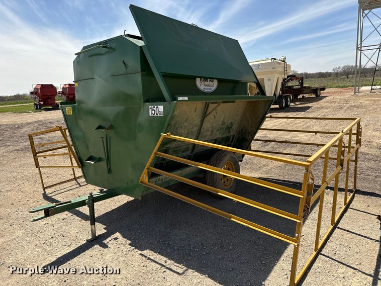 image for item NH9103 King Ag Products  creep feeder