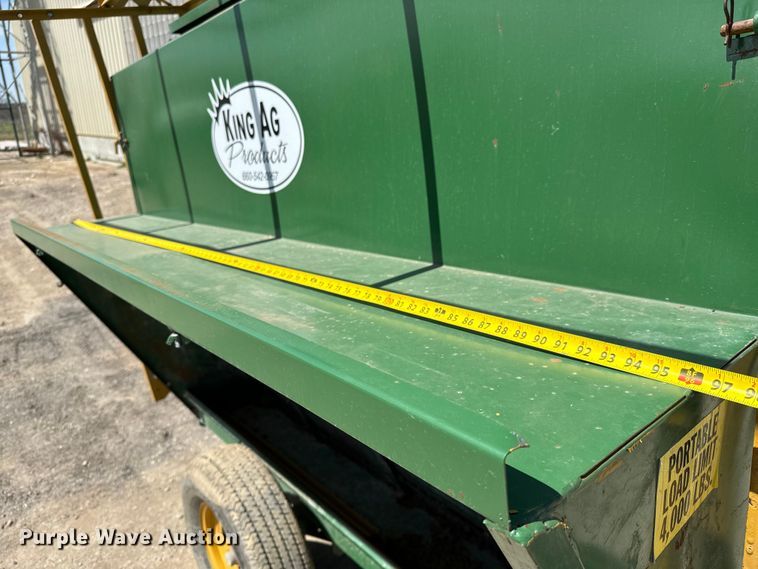 image for item NH9103 King Ag Products  creep feeder