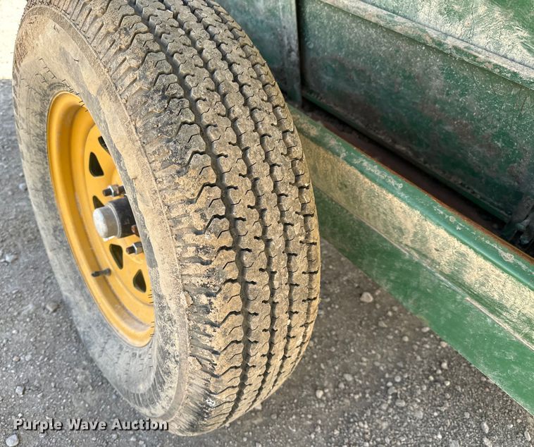 image for item NH9103 King Ag Products  creep feeder