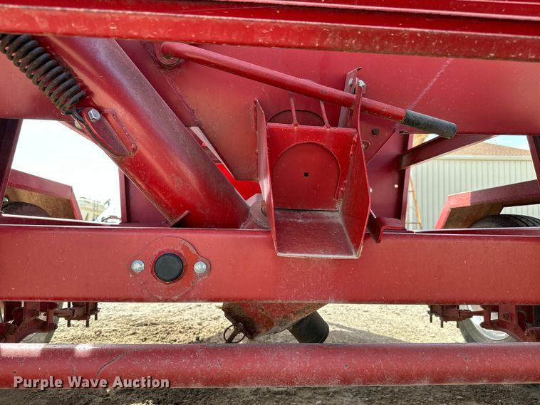 image for item NH9107 Feed Train 6000A seed tender