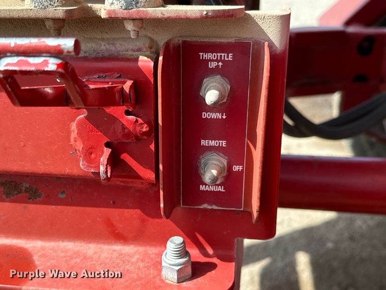 image for item NH9107 Feed Train 6000A seed tender