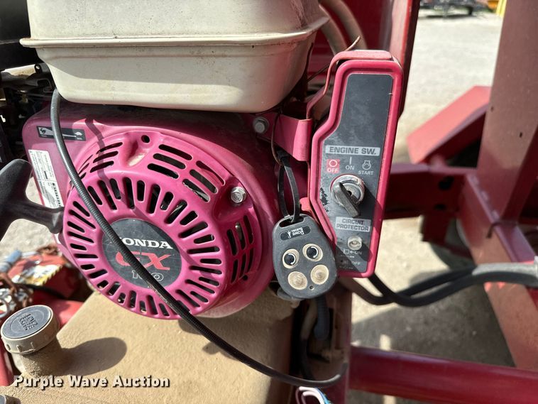 image for item NH9107 Feed Train 6000A seed tender