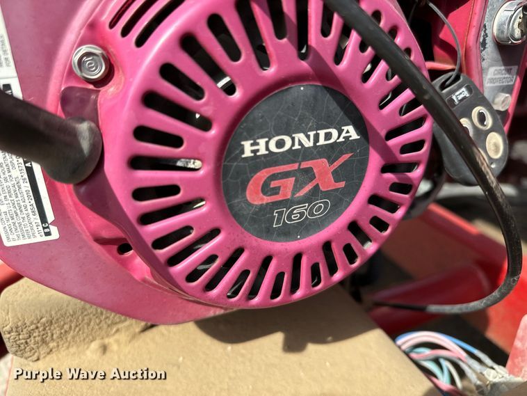 image for item NH9107 Feed Train 6000A seed tender