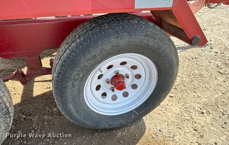 image for item NH9107 Feed Train 6000A seed tender