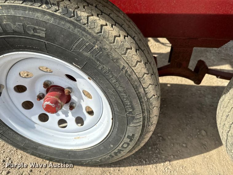 image for item NH9108 Feed Train 6000A seed tender