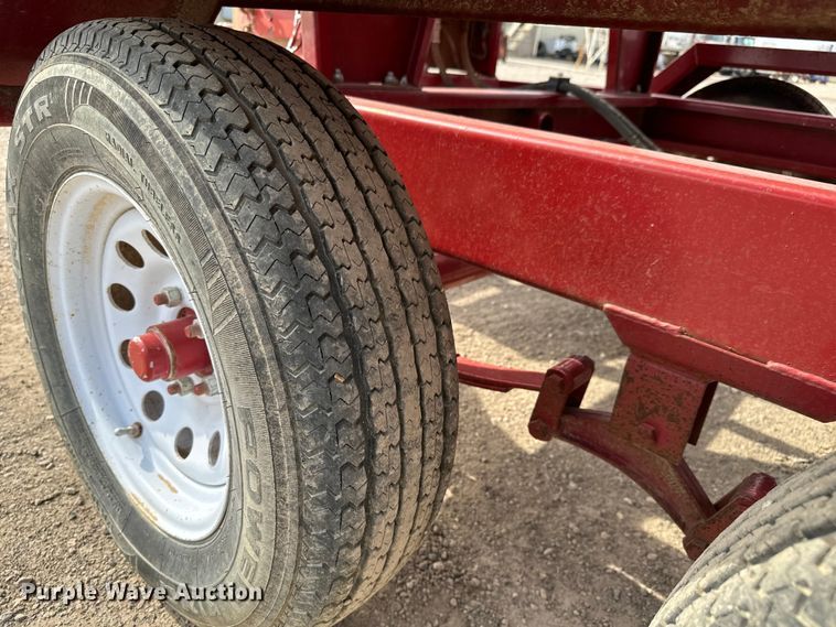 image for item NH9109 Feed Train 6000A seed tender