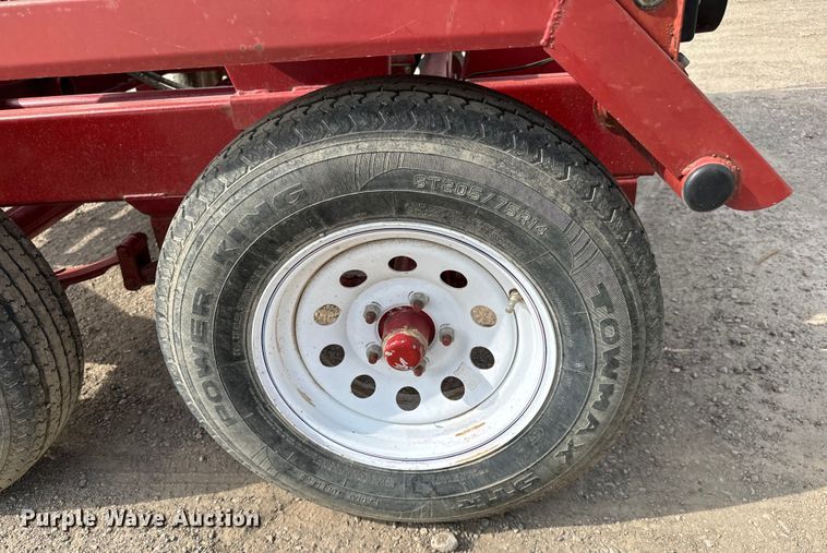 image for item NH9109 Feed Train 6000A seed tender