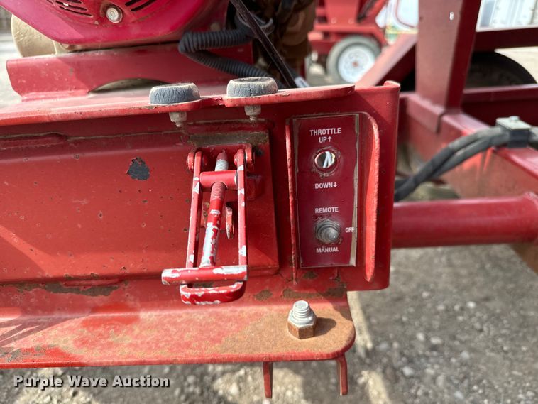 image for item NH9110 Feed Train 6000A seed tender