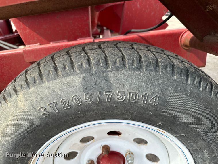 image for item NH9110 Feed Train 6000A seed tender