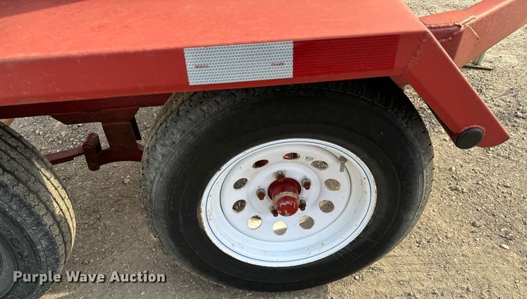 image for item NH9112 Feed Train 6000A seed tender