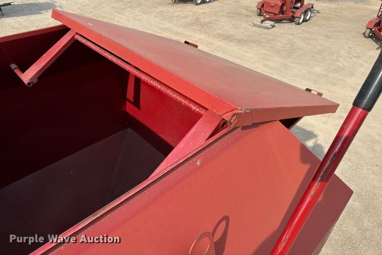 image for item NH9113 Feed Train  6000A seed tender