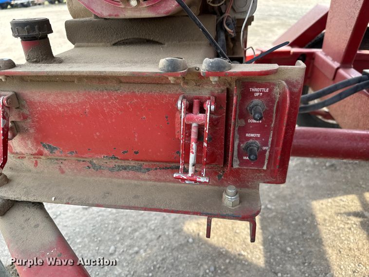 image for item NH9113 Feed Train  6000A seed tender