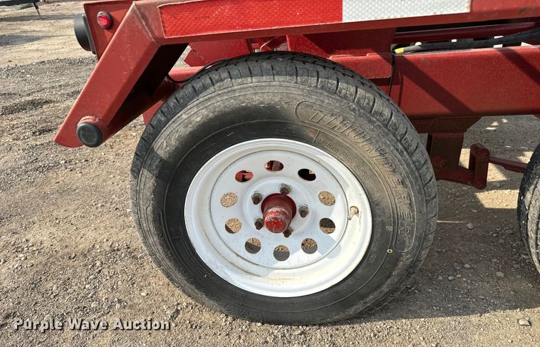 image for item NH9113 Feed Train  6000A seed tender