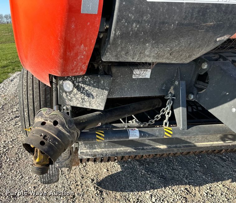 image for item NT9071 2017 Kubota  BV4580 round baler