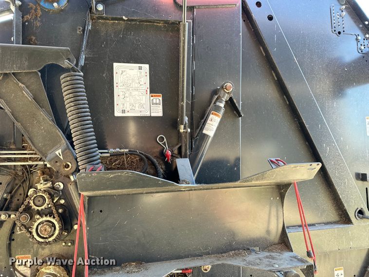 image for item NT9071 2017 Kubota  BV4580 round baler