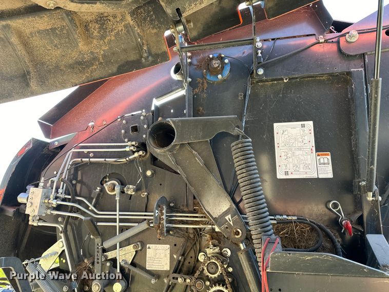 image for item NT9071 2017 Kubota  BV4580 round baler